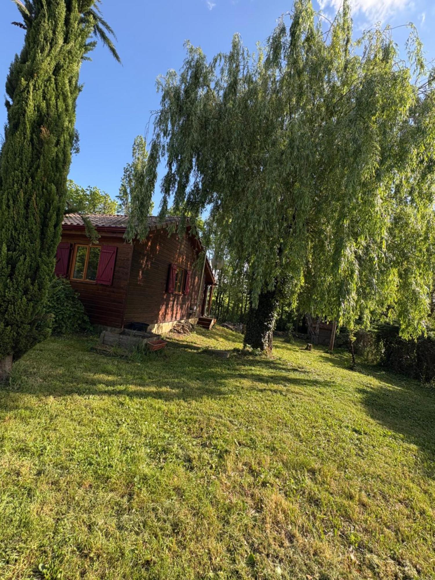 Villa Chez Mamie LʼIsle-Jourdain Esterno foto